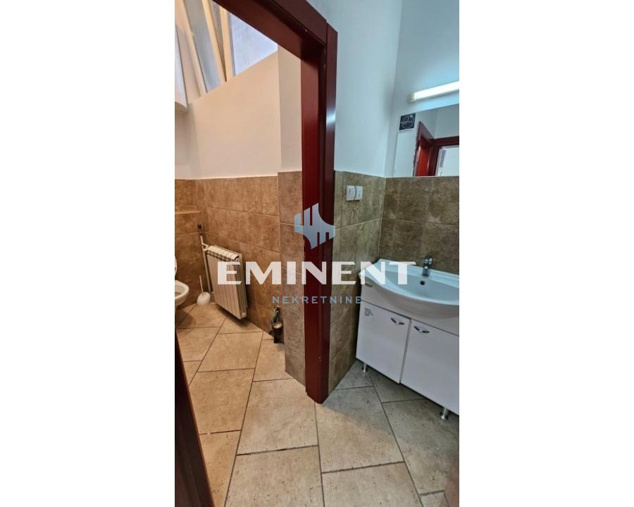kuca-izdavanje-beograd-H2l9o7MUXb Lokal za izdavanje, Blok 29, Beograd, 69m², 850 €/mes