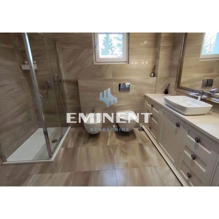 Petosoban stan za izdavanje, Senjak, Beograd, 215m², 1. sprat, 4.500 €/mes
