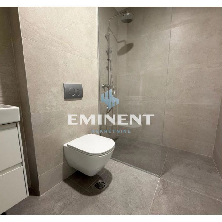 Trosoban stan na prodaju, A Blok – Blok 67a, Beograd, 74m², 371.850 €