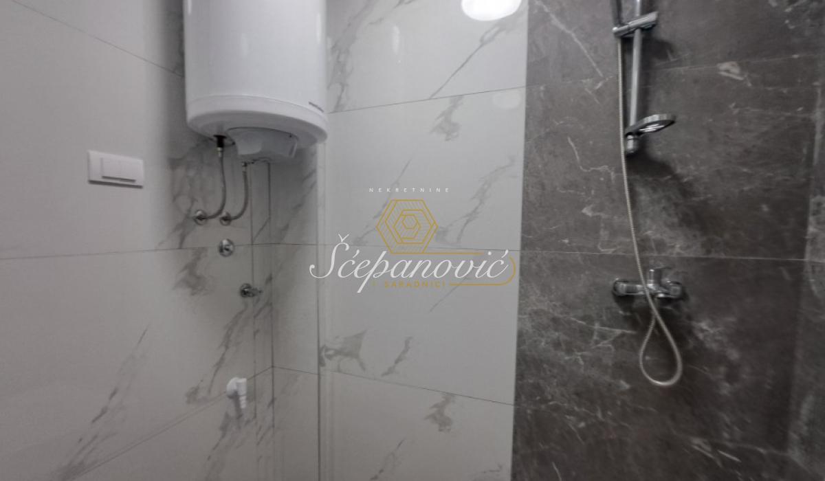 Višesoban stan na prodaju, Telep, Novi Sad, 207m², 352.000 €