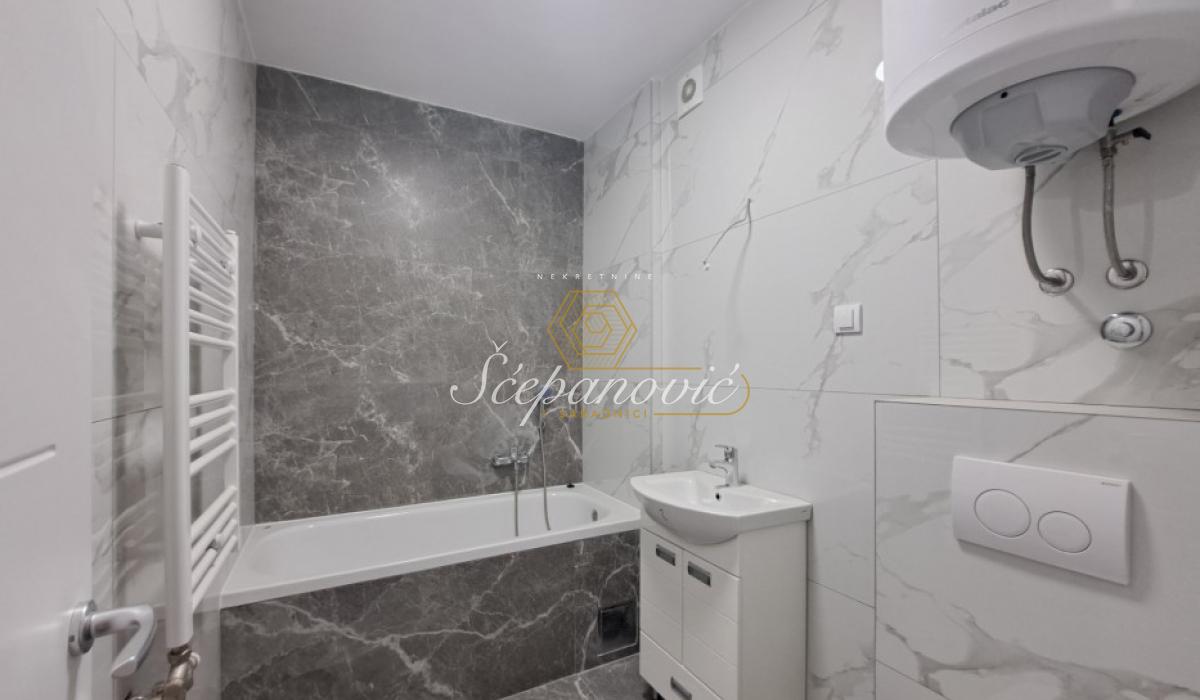 Višesoban stan na prodaju, Telep, Novi Sad, 207m², 352.000 €