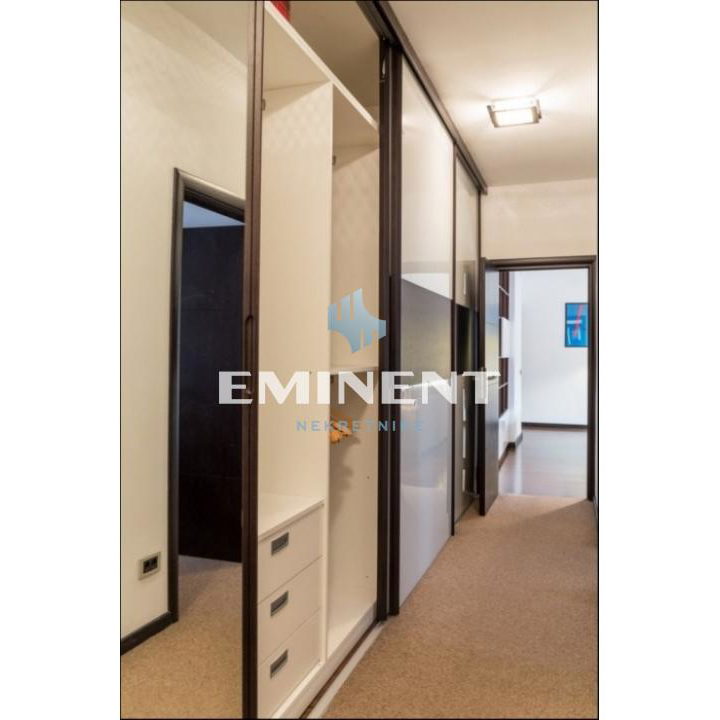 Četvorosoban stan za izdavanje, Dorćol, Beograd, 87m², 1.600 €/mes
