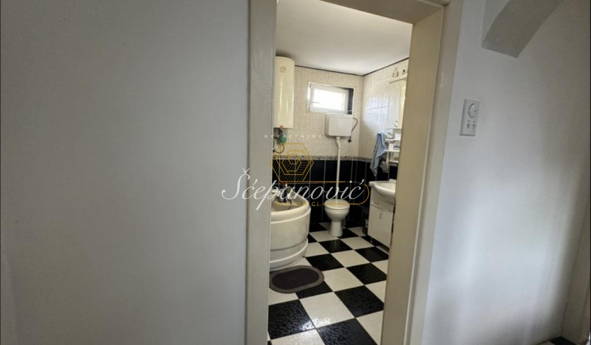 kuca-izdavanje-beograd-XVYCQIilX2 Kuća na prodaju, Klisa, Novi Sad, 204m², 290.000 €