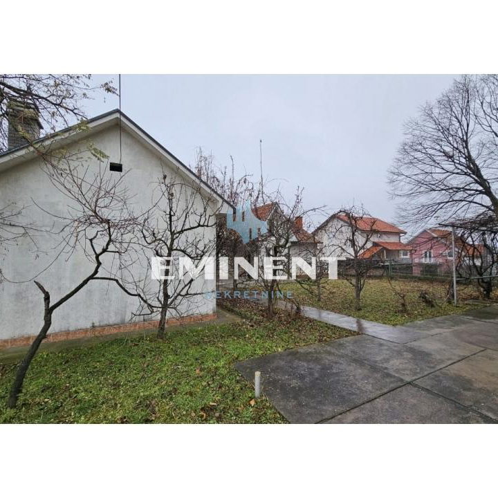Kuća Prodaja Beograd Kaluđerica 315 m2