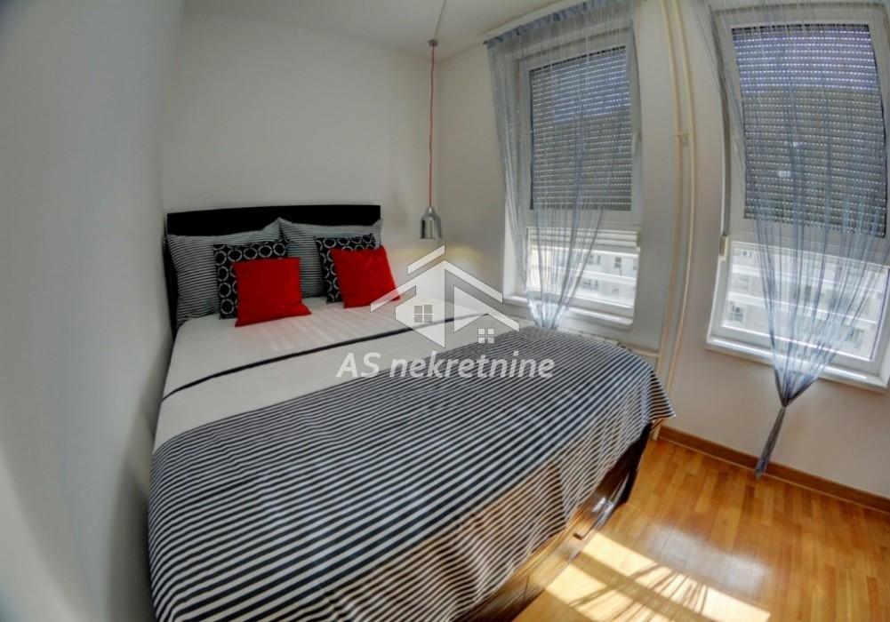 kuca-izdavanje-beograd-b4Eh5Sntz0 Dvosoban stan za izdavanje, Blok 67 – Belville, Beograd, 45m², 750 €/mes
