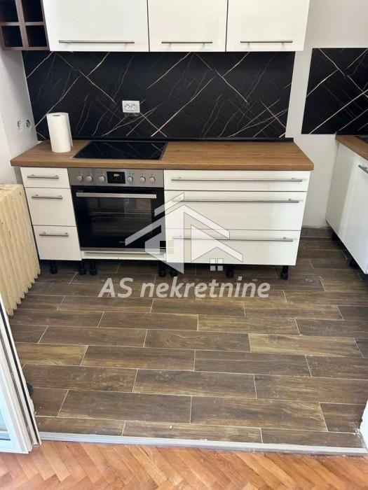 Stan Izdavanje Beograd Dorćol 78 m2