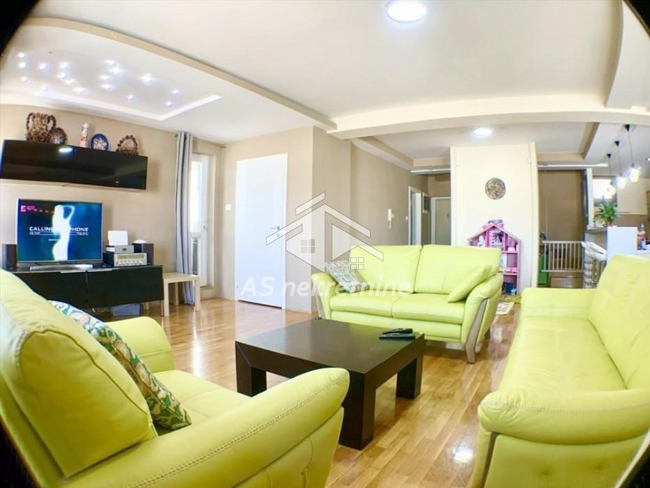 Stan Prodaja Beograd Đeram Pijaca 157 m2