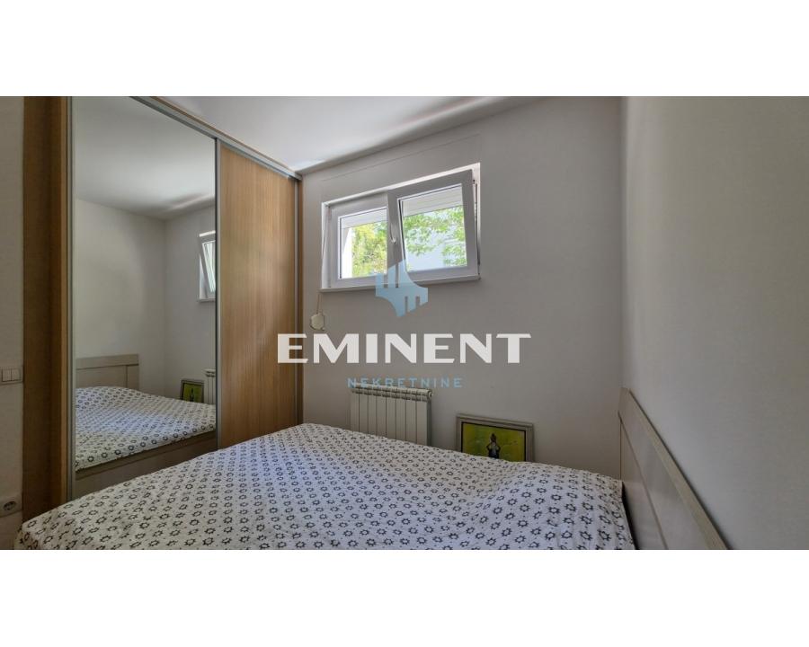 Stan Izdavanje Beograd Stan Izdavanje Beograd Lekino Brdo 30 m2