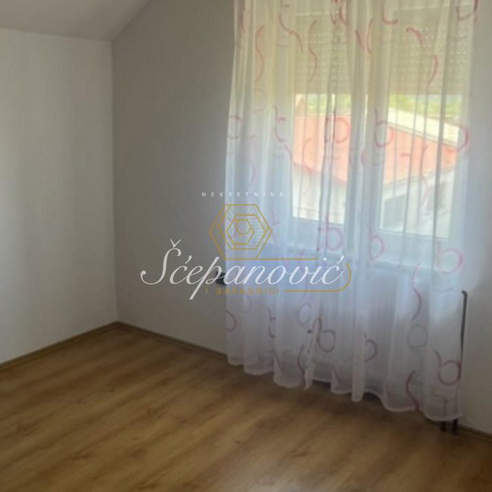 Kuća Prodaja Novi Sad  326 m2