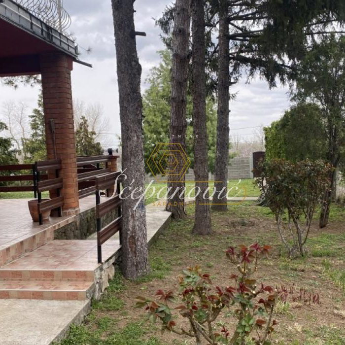 Kuća Prodaja Beočin  102 m2