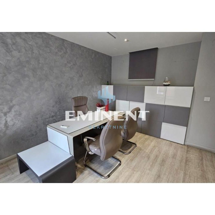 Stan Prodaja Beograd Đeram Pijaca 118 m2