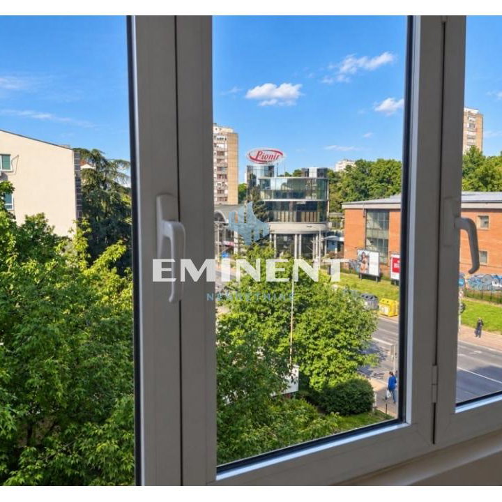 Trosoban stan za izdavanje, Banovo Brdo, Beograd, 53m², 650 €/mes