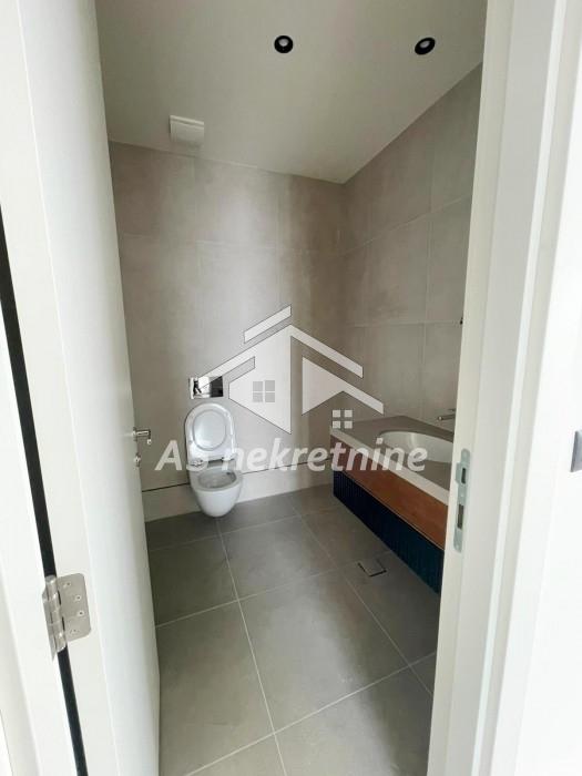 Četvorosoban stan za izdavanje, Beograd na Vodi, Beograd, 148m², 3.500 €/mes