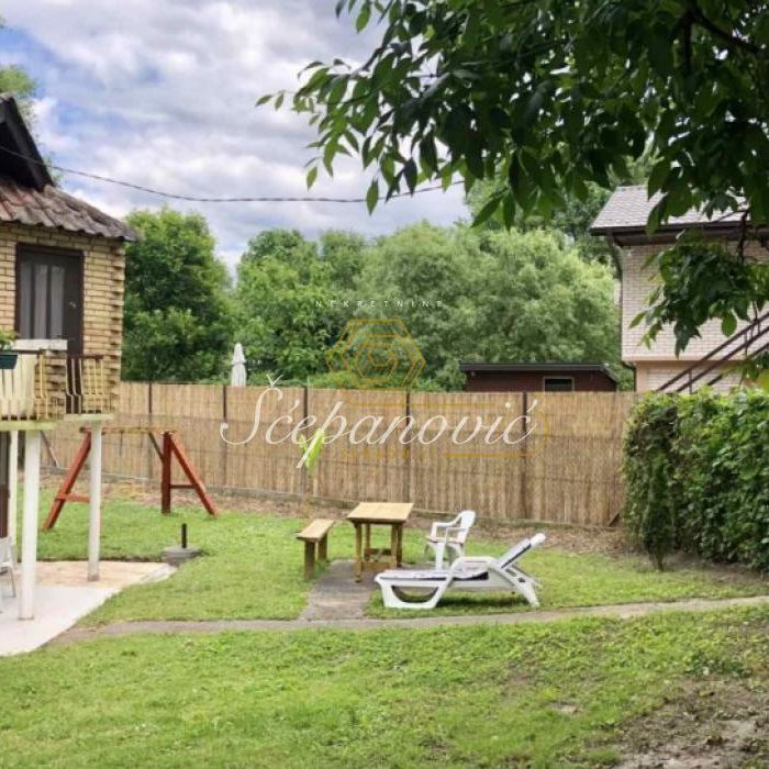 Kuća Prodaja Novi Sad  32 m2