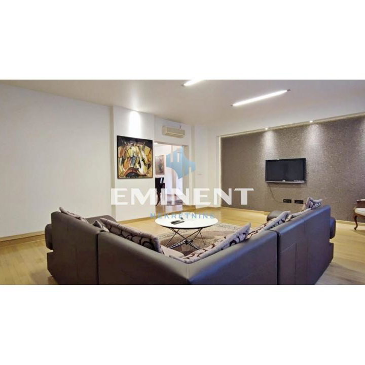 Stan Izdavanje Beograd Dorćol 120 m2
