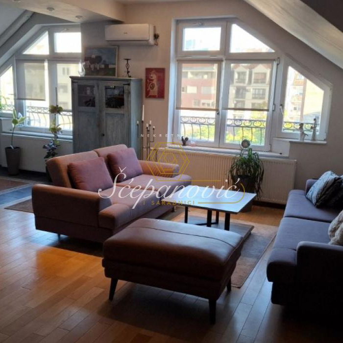 Stan Prodaja Novi Sad  77 m2