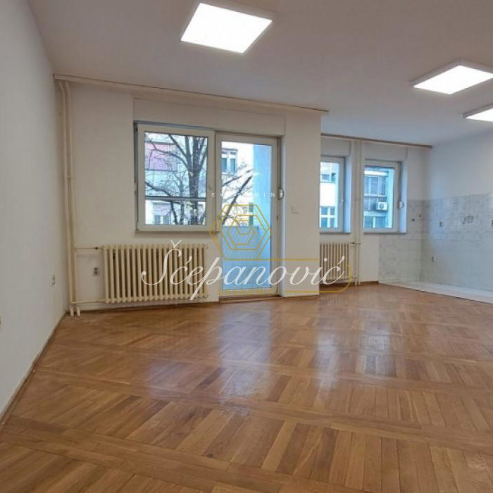 Stan Prodaja Novi Sad  96 m2
