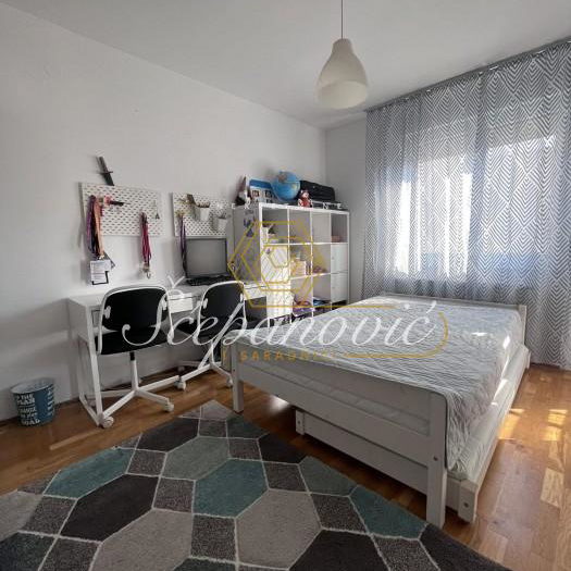 Stan Prodaja Novi Sad  75 m2