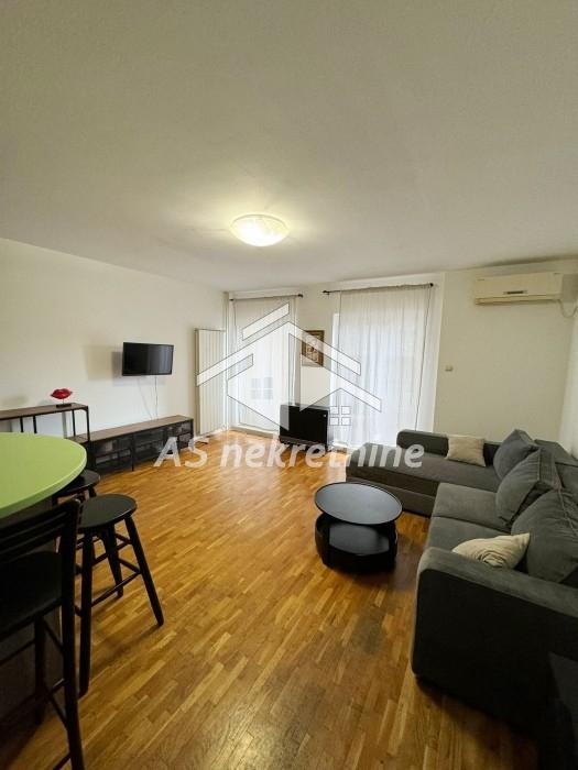 Stan Izdavanje Beograd Stan Izdavanje Beograd Južni Bulevar 73 m2