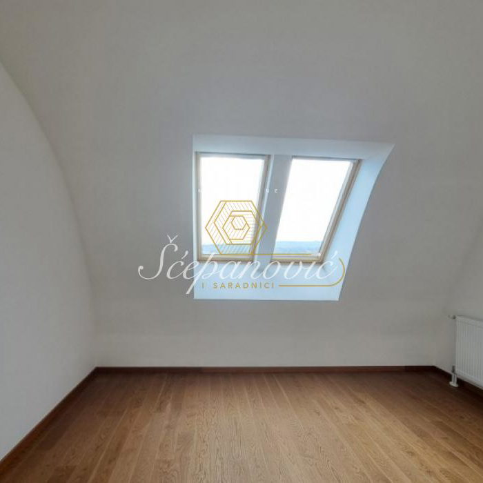Višesoban stan na prodaju, Telep, Novi Sad, 207m², 352.000 €
