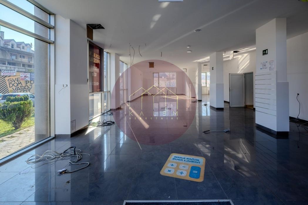 Lokal Izdavanje Beograd Konjarnik (voždovački Deo) 1195 m2
