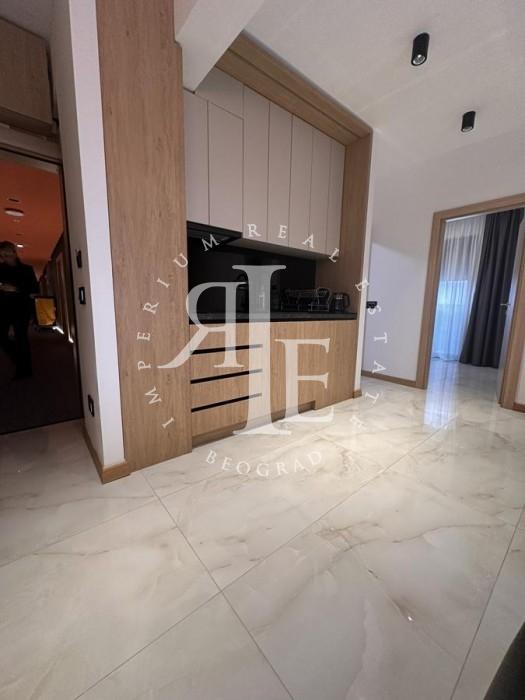 kuca-izdavanje-borW9JhroJ Trosoban stan na prodaju, Palisad, Zlatibor, 48m², 125.000 €