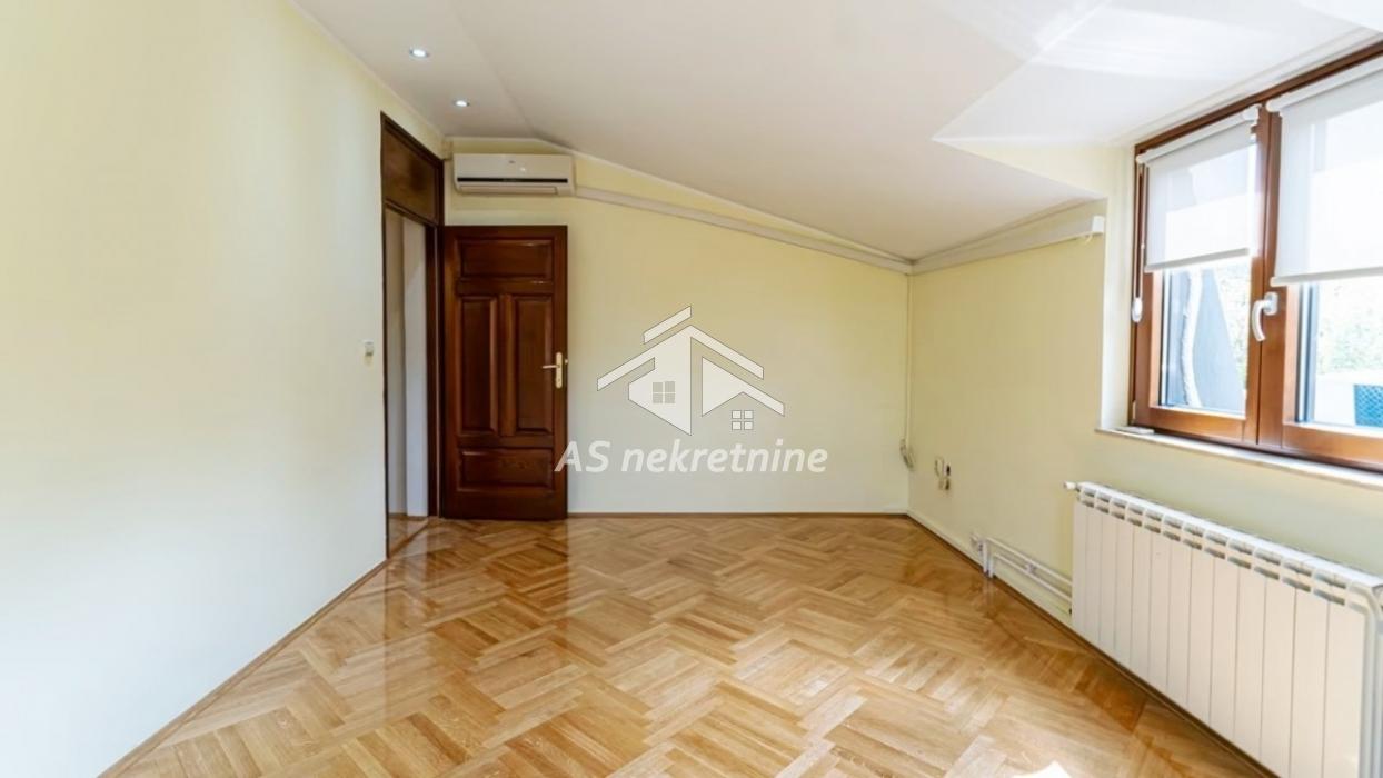 Petosoban stan za izdavanje, Dedinje, Beograd, 210m², 2.450 €/mes