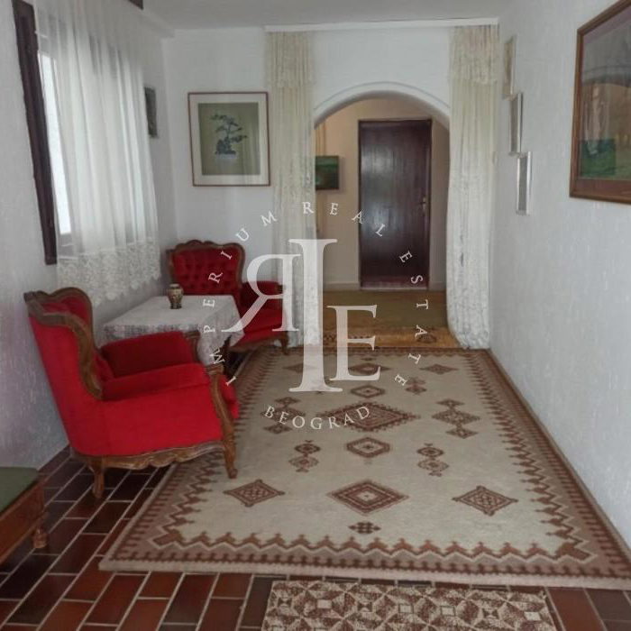 Kuća Prodaja Beograd Mala Moštanica 300 m2