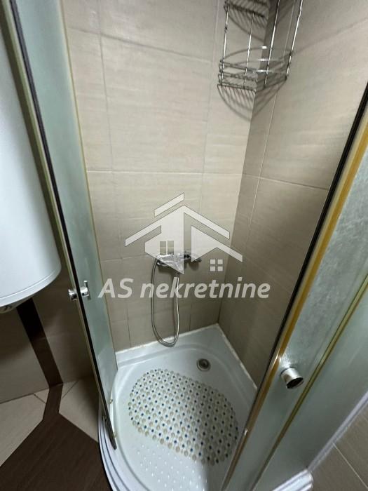 kuca-izdavanje-j4qtZcUt1a Kuća na prodaju, Blok 45, Beograd, 185m², 449.999 €