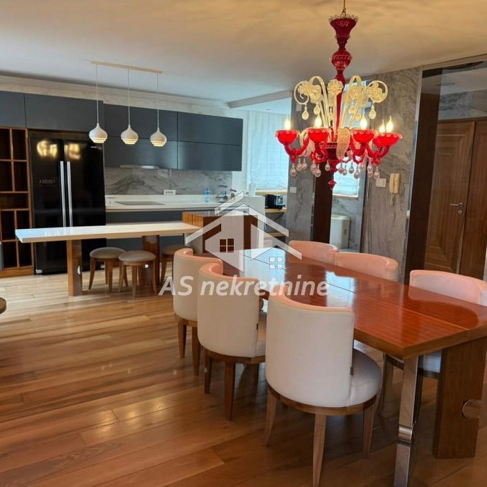 Stan Izdavanje Beograd Slavija 250 m2