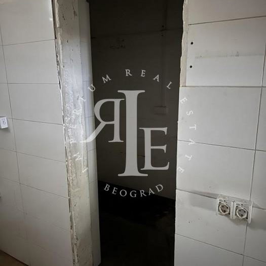 Lokal za izdavanje, Cara Dušana, Beograd, 88m², 2.500 €/mes