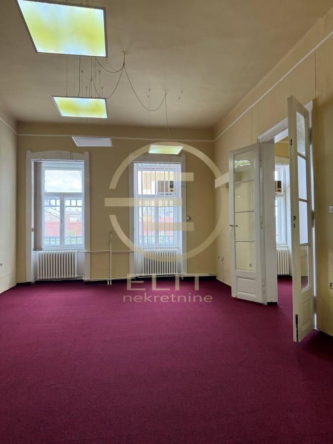 Lokal Izdavanje Novi Sad  80 m2