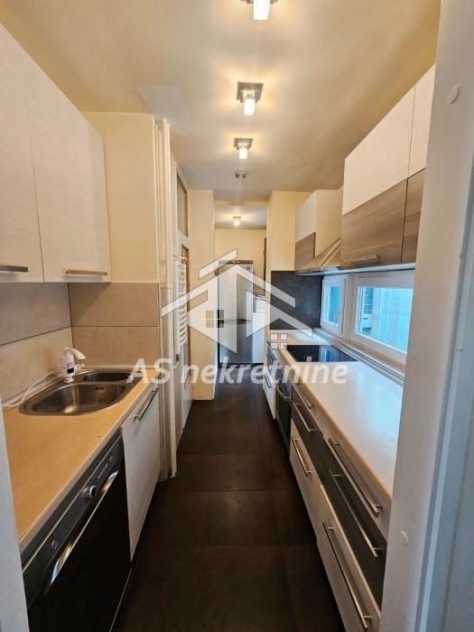 Stan Izdavanje Beograd Blok 23 73 m2