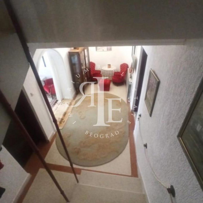 Kuća Prodaja Beograd Mala Moštanica 300 m2