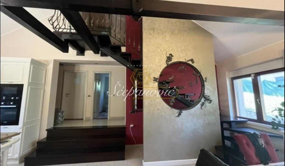 Kuća na prodaju, Sremska Kamenica, Novi Sad, 223m², 425.000 €