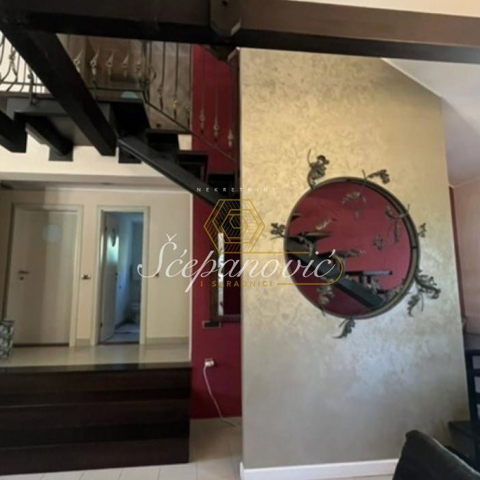 Kuća na prodaju, Sremska Kamenica, Novi Sad, 223m², 425.000 €