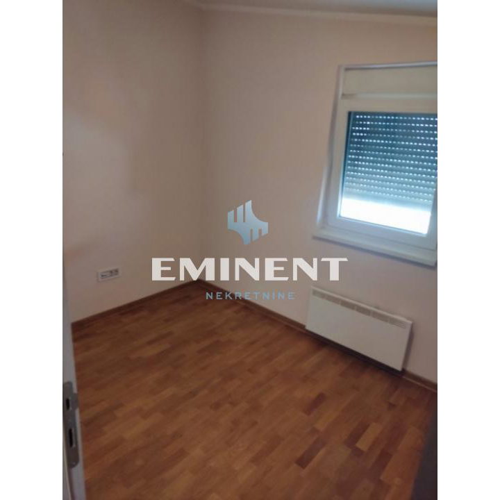 Četvorosoban stan za izdavanje, Lekino Brdo, Beograd, 105m², 1.100 €/mes