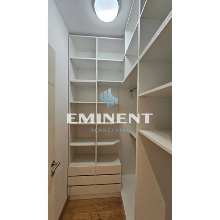 Stan Prodaja Beograd Blok 65 70 m2