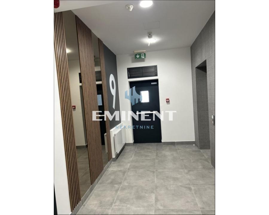 kuca-prodaja-2LFHVvOmCF Dvosoban stan za izdavanje, A Blok – Blok 67a, Beograd, 44m², 950 €/mes