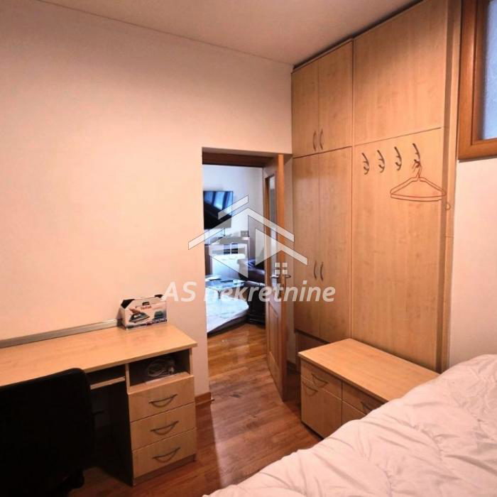 Trosoban stan za izdavanje, Skupština, Beograd, 65m², 900 €/mes