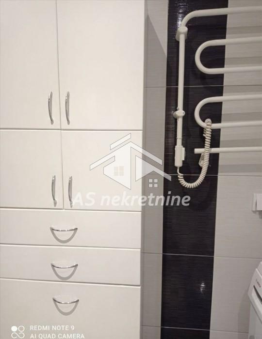 kuca-prodaja-4LVt8yC594 Trosoban stan na prodaju, Cvetkova Pijaca, Beograd, 133m², 279.000 €