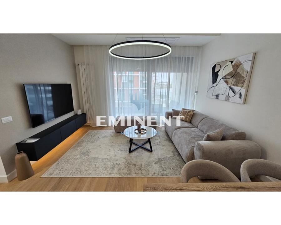 Dvosoban stan za izdavanje, A Blok – Blok 67a, Beograd, 55m², 1.250 €/mes