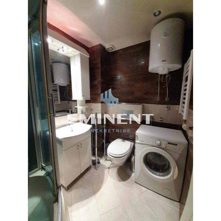 Dvosoban stan za izdavanje, Južni Bulevar, Beograd, 66m², 850 €/mes