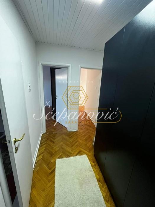 Trosoban stan na prodaju, Grbavica, Novi Sad, 71m², 166.000 €