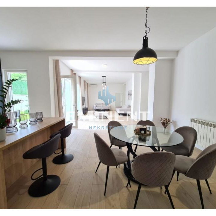 Stan Prodaja Beograd Dedinje 220 m2