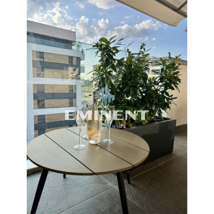 Stan Izdavanje Beograd Blok 65 205 m2