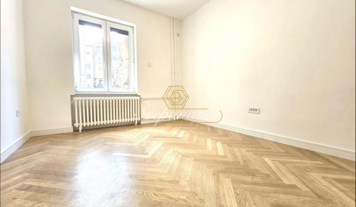 Stan Prodaja Novi Sad  75 m2