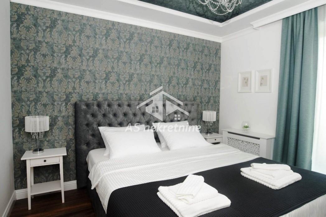 kuca-prodaja-IItb6A1HeB Dvosoban stan za izdavanje, Cara Dušana, Beograd, 45m², 800 €/mes
