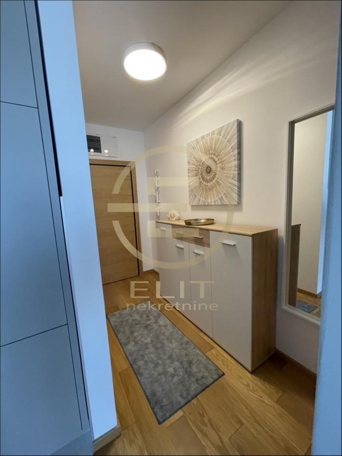 Dvosoban stan za izdavanje, Centar, Novi Sad, 40m², 900 €/mes
