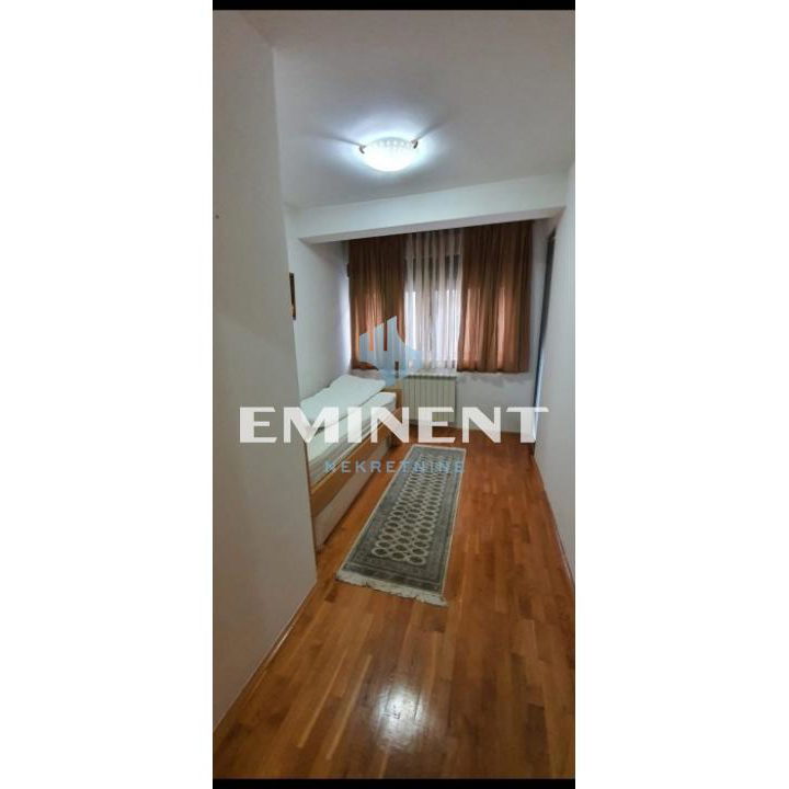 Stan Izdavanje Beograd Hram Svetog Save 86 m2